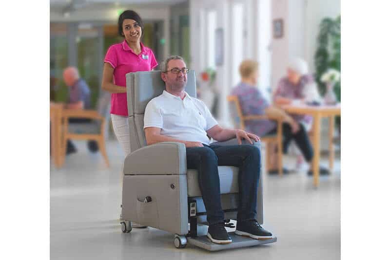 Mobiler Pflegesessel erspart mehrfaches Umsetzen